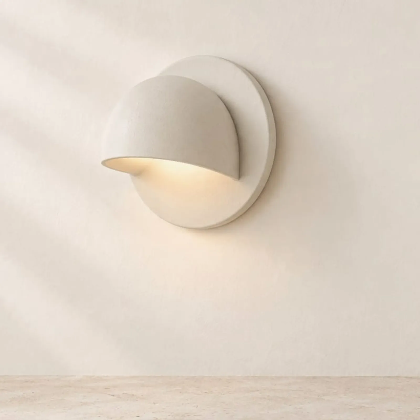 Vägglampa Tall Kritvit II - bild 1