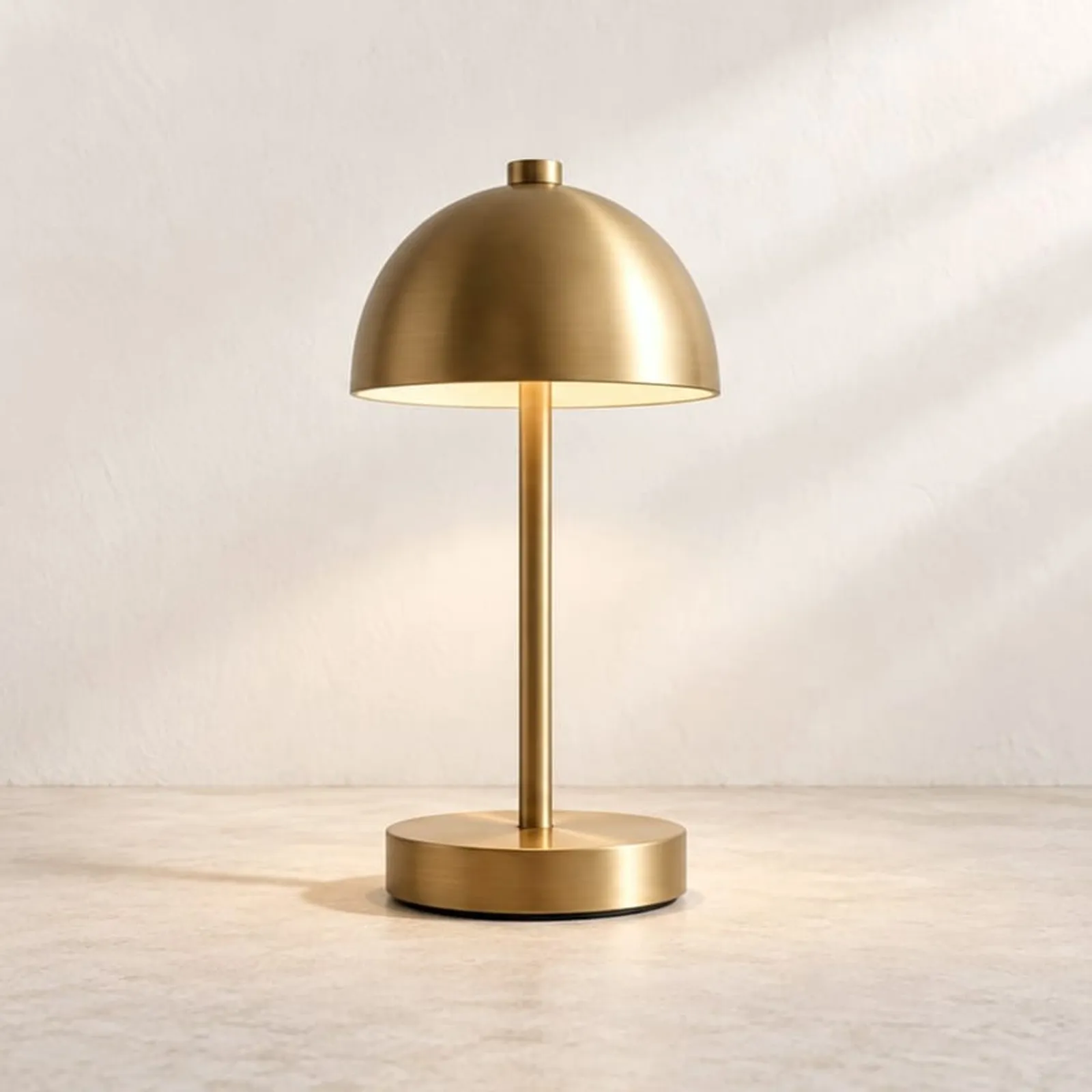 Bordslampa Bränna - bild 1