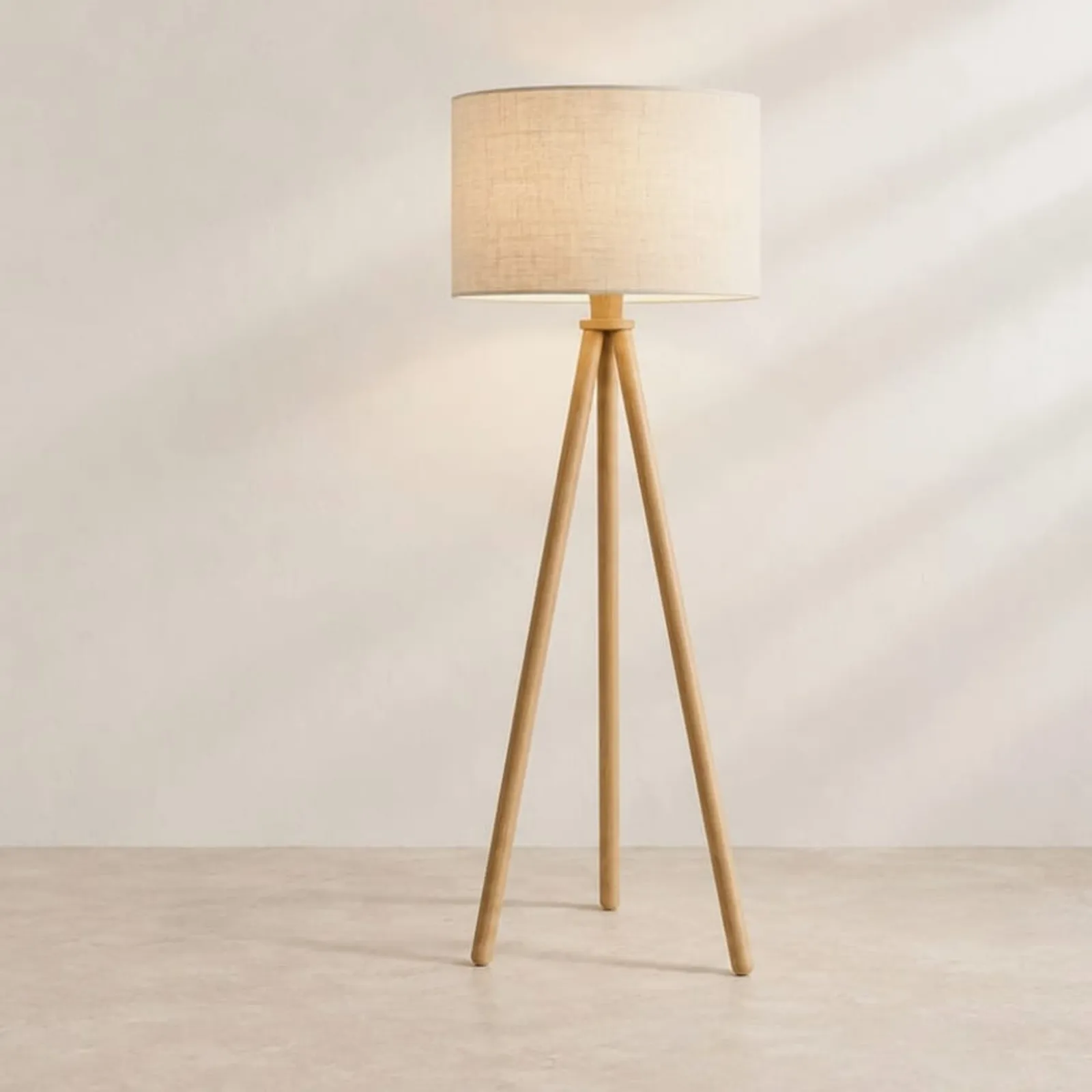 Golvlampa Hassel Ek - bild 1
