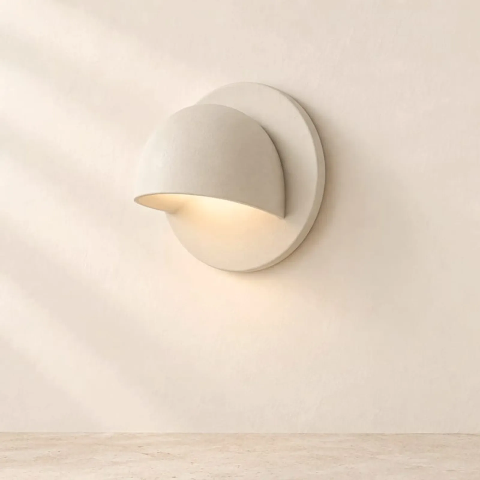 Vägglampa Nypon Kritvit III - bild 1