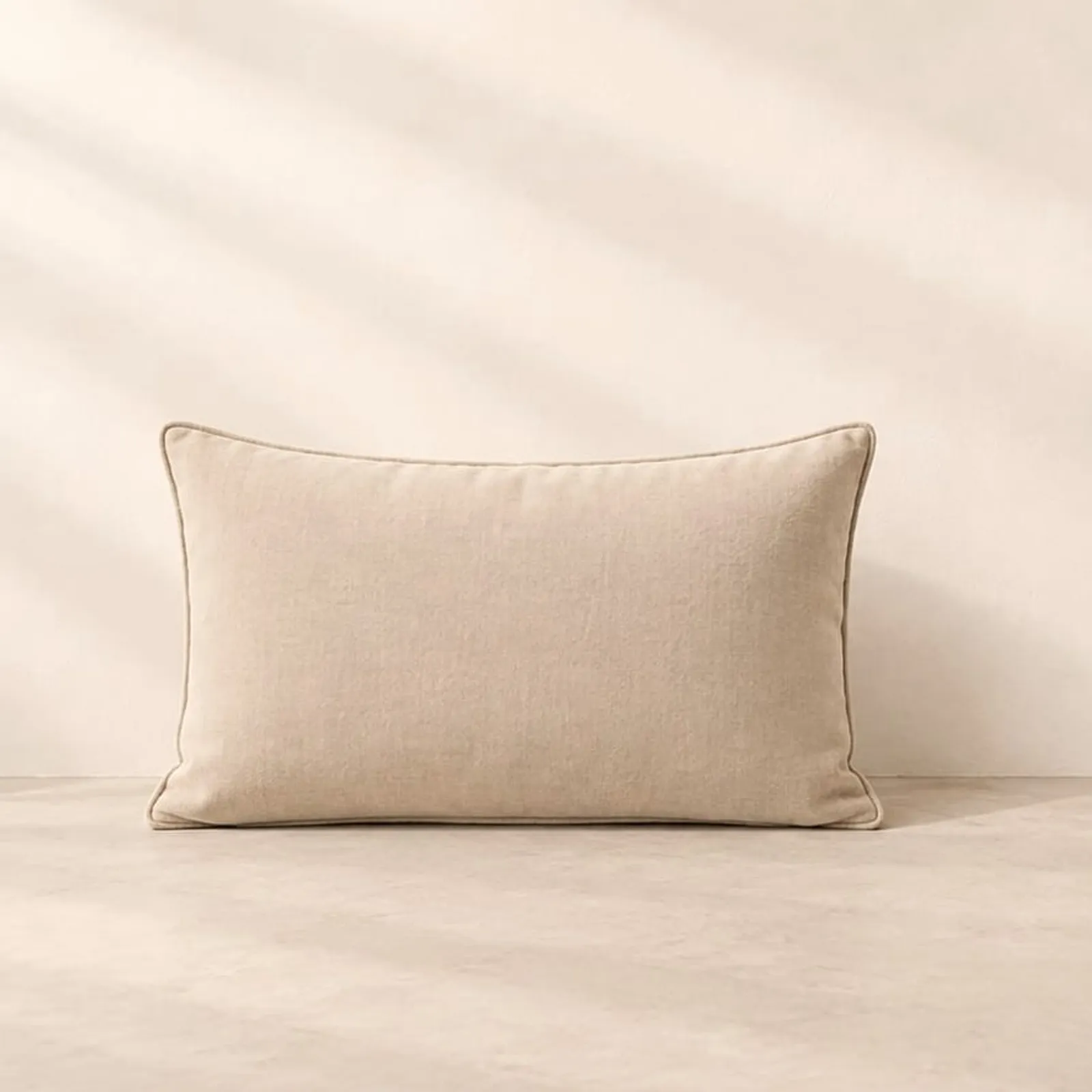 Coussin Tall prune - image 2