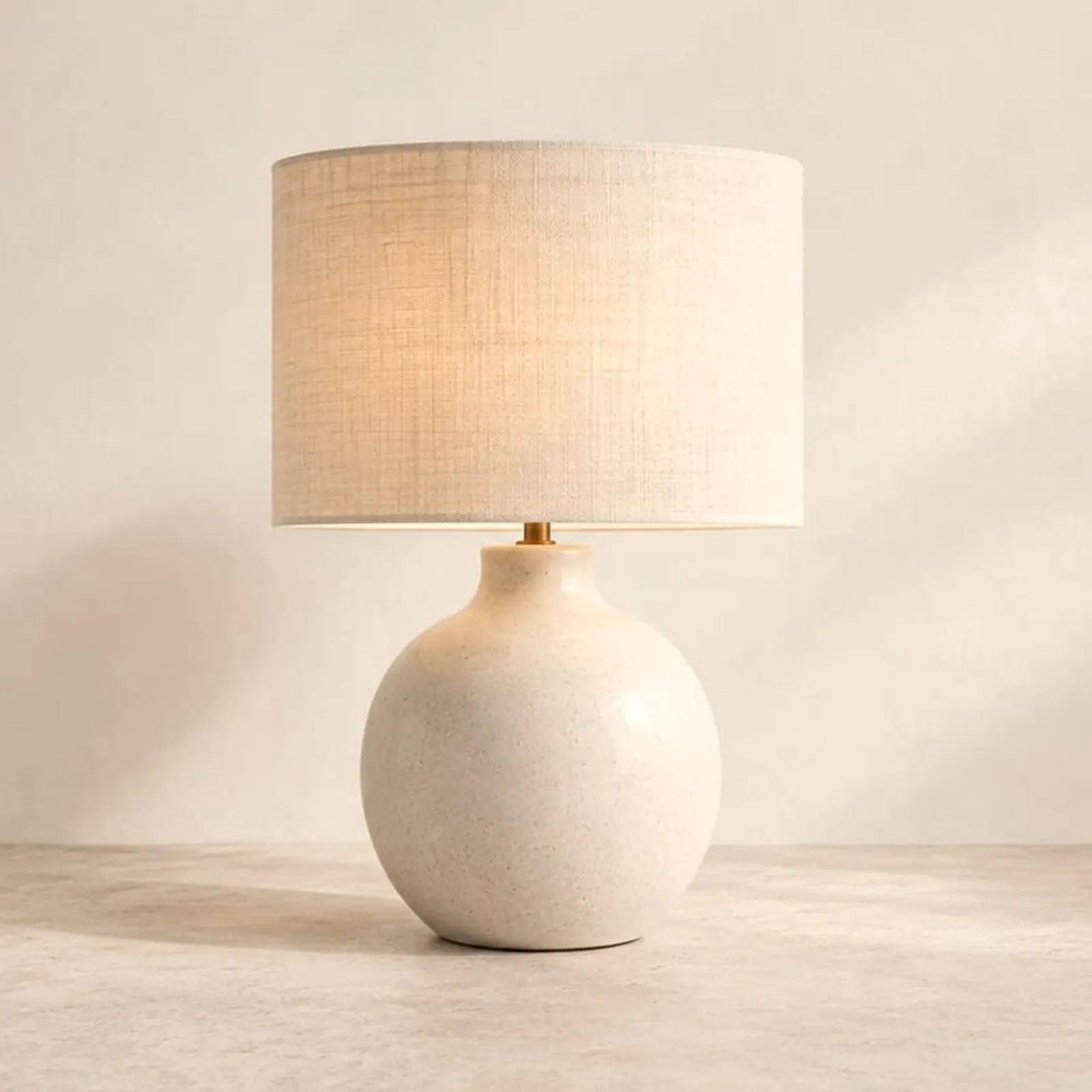 Bordslampa Kvarn Kritvit - bild 1