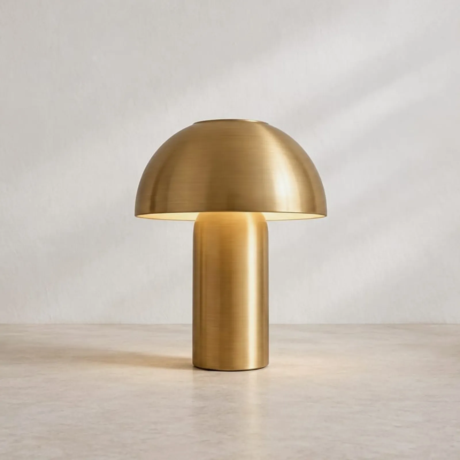 Lampe de table Hampa en laiton - image 1