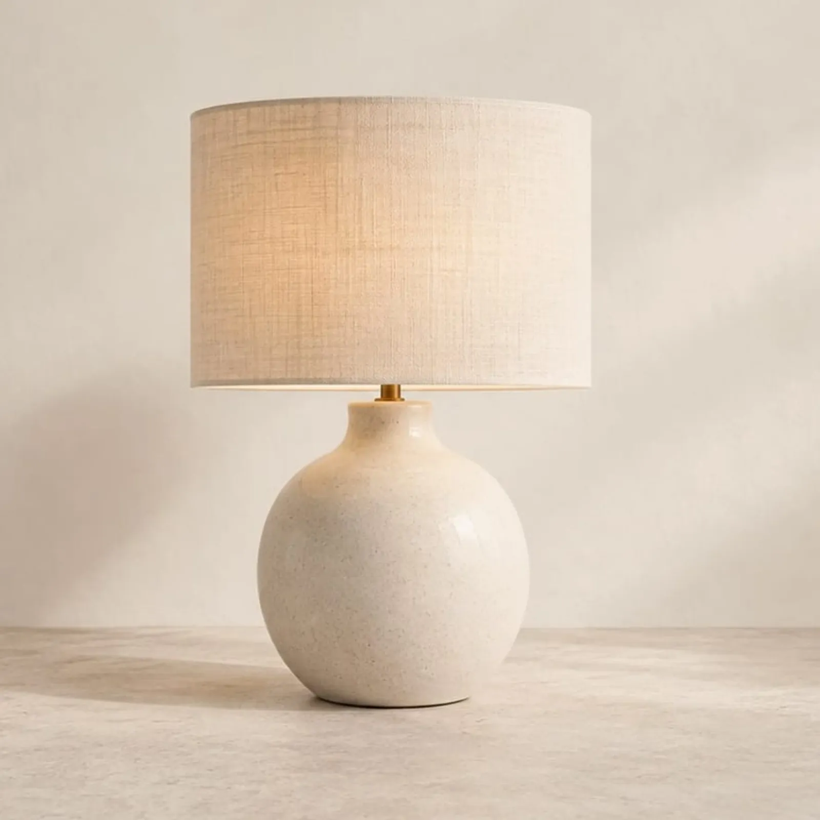 Bordslampa Kusten Kritvit III - bild 1