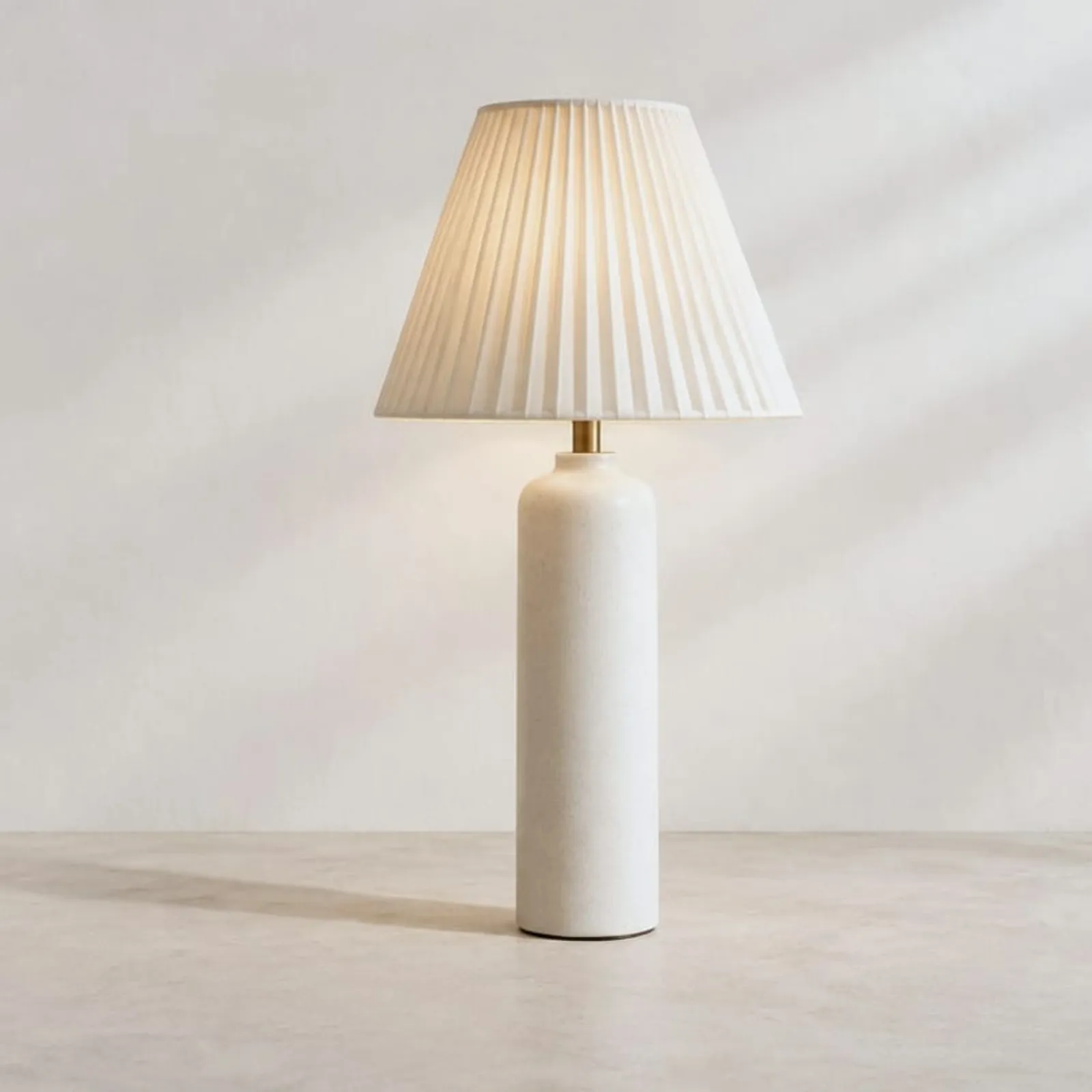 Bordslampa Nypon Kritvit - bild 1