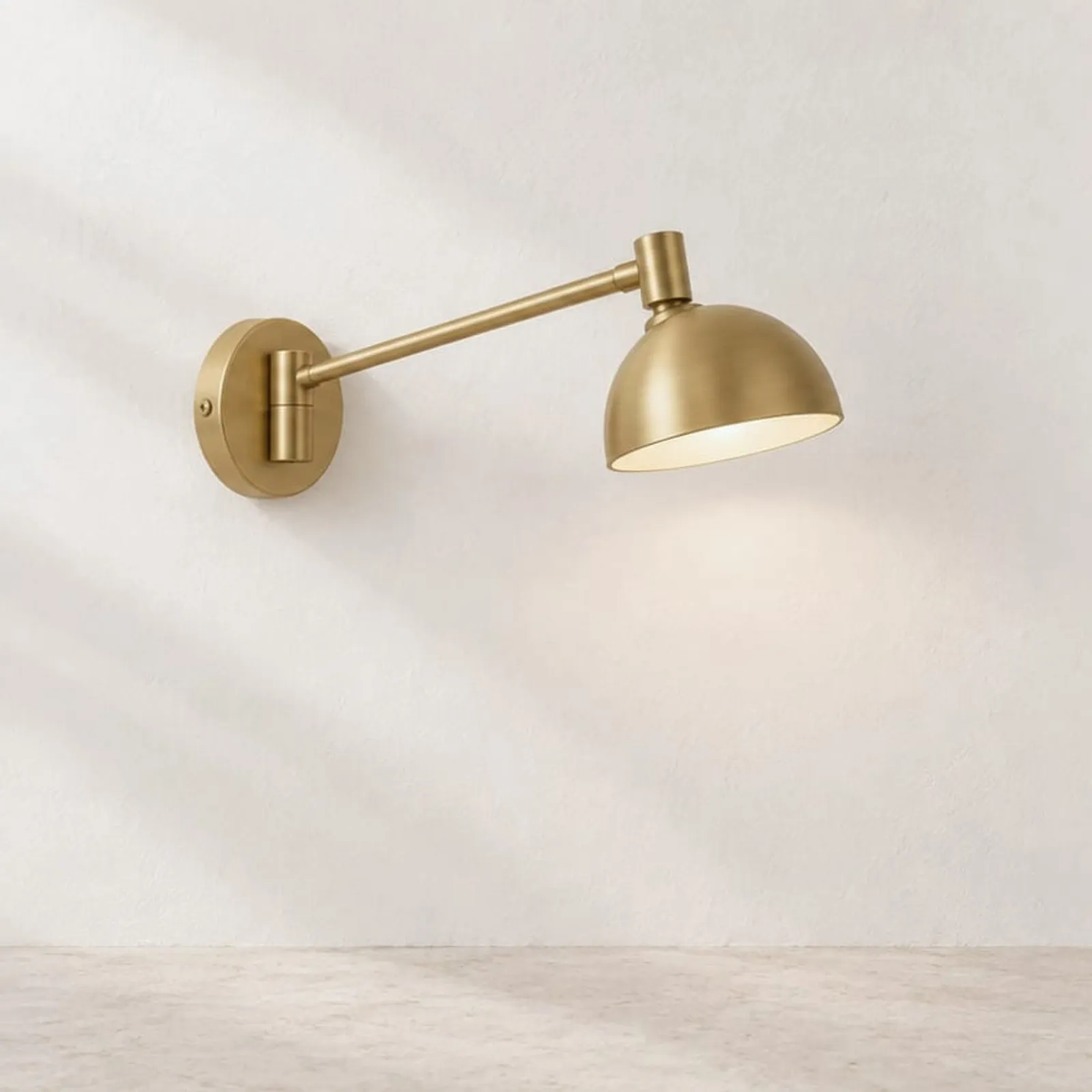 Vägglampa Kaprifol Mässing - bild 1