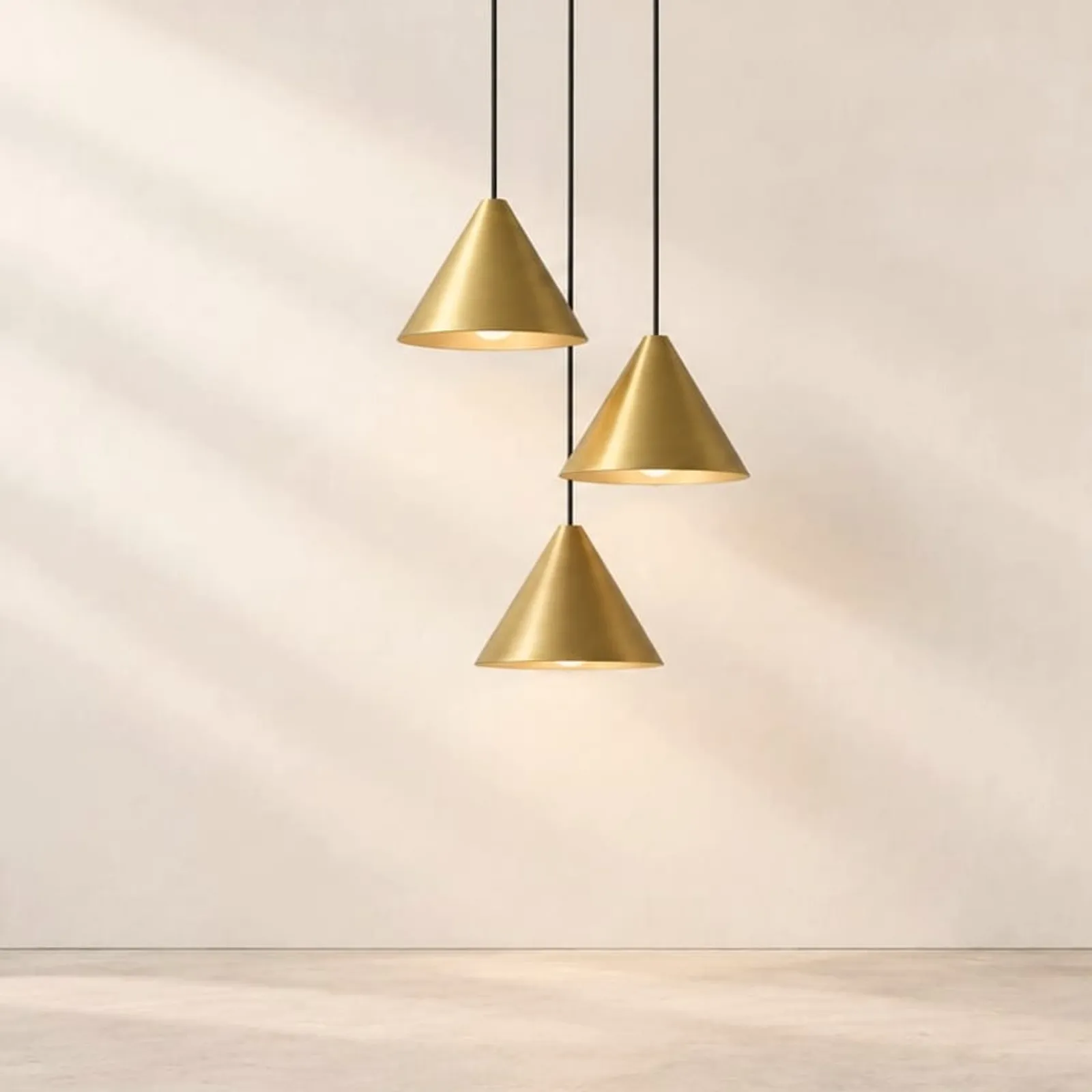 Taklampa Lind Ockra IV - bild 1