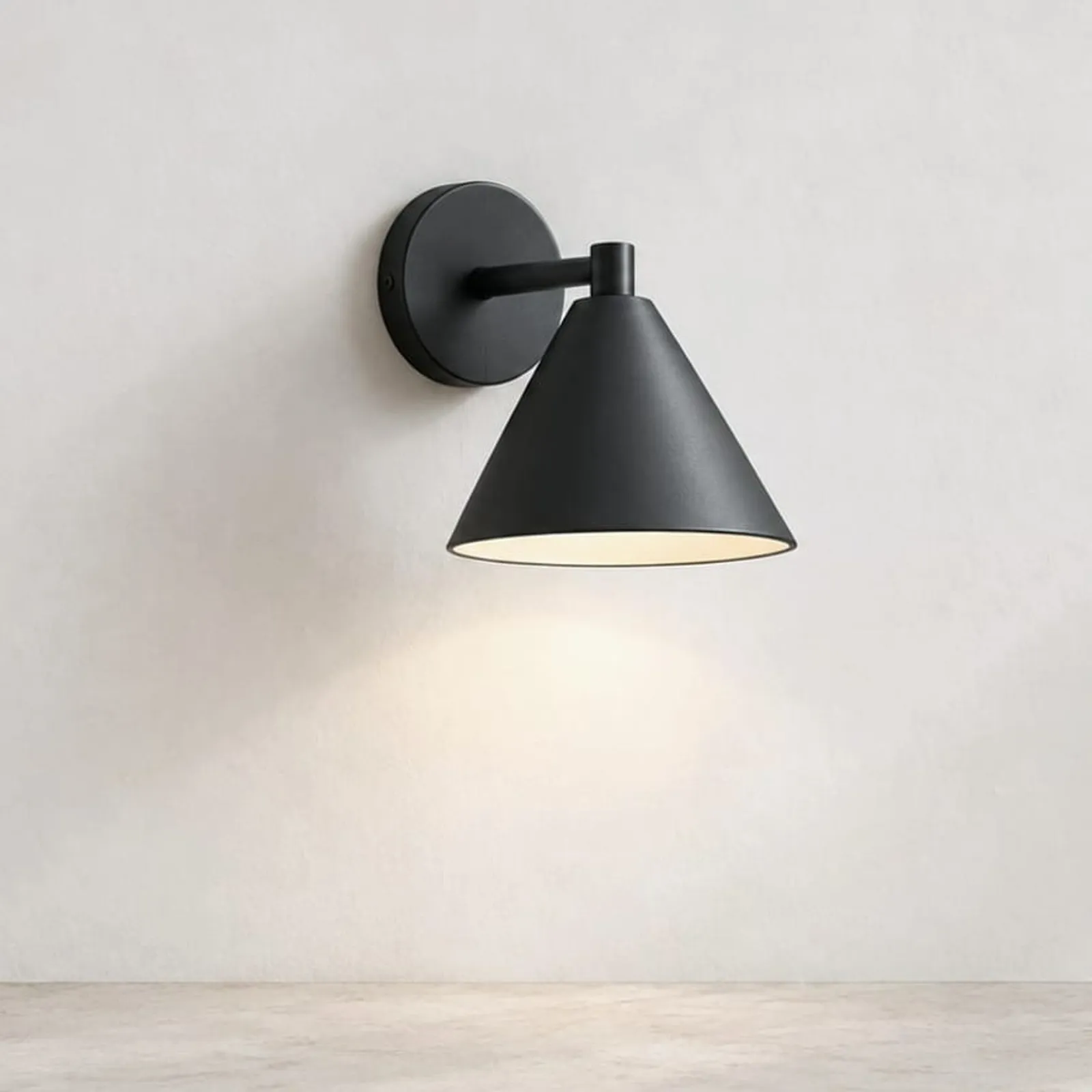 Vägglampa Slån Stål - bild 1