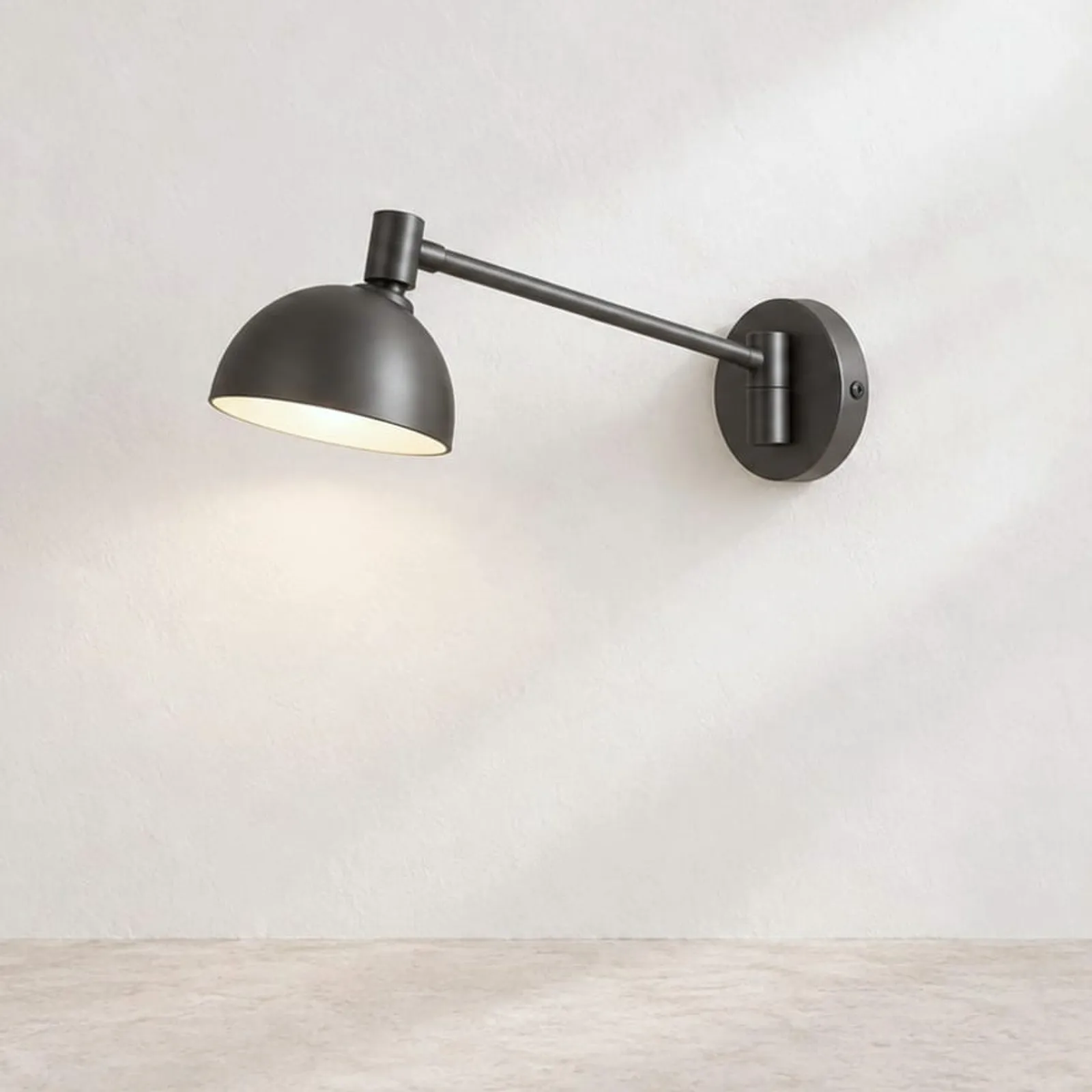 Vägglampa Hassel - bild 1
