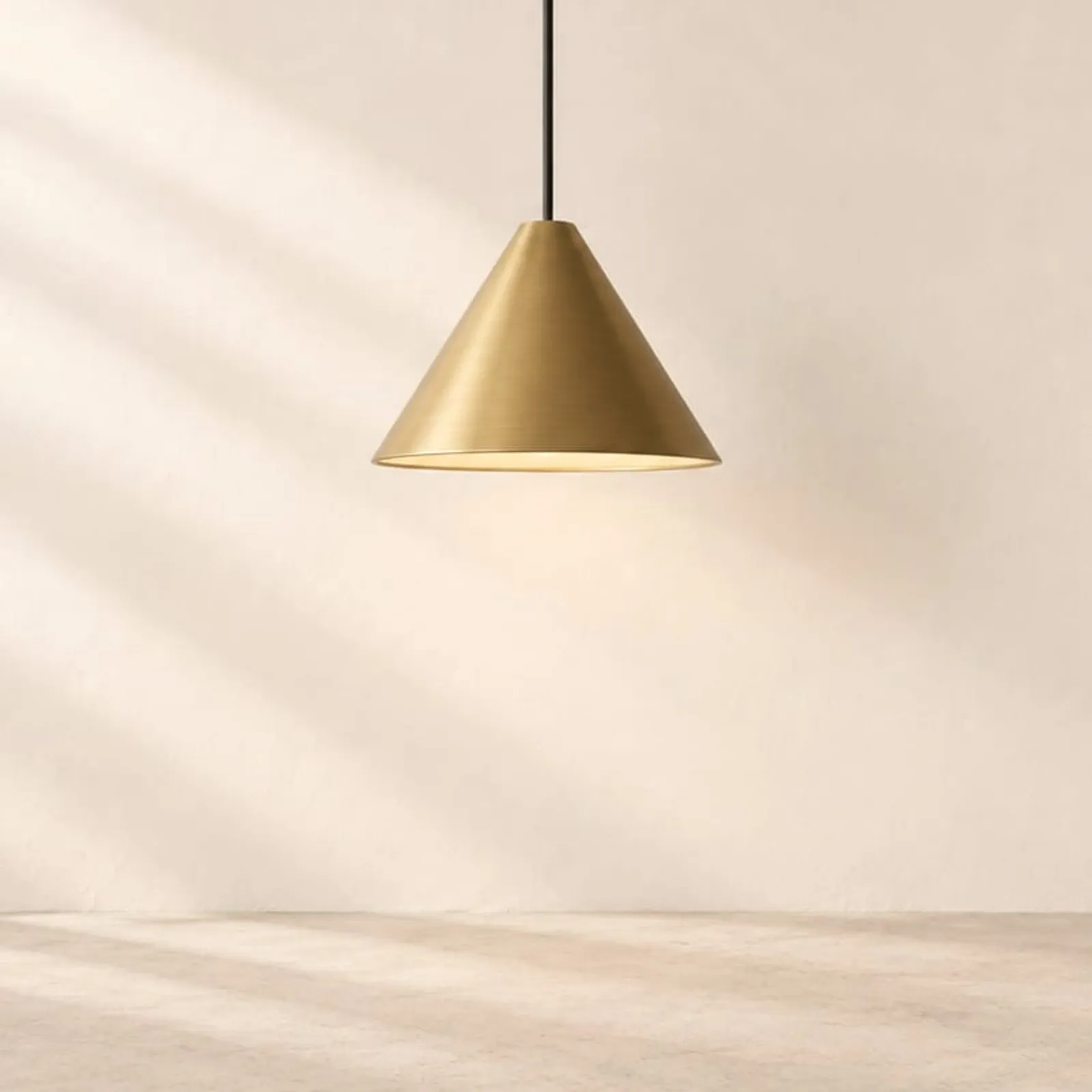 Taklampa Nypon Ockra II - bild 1