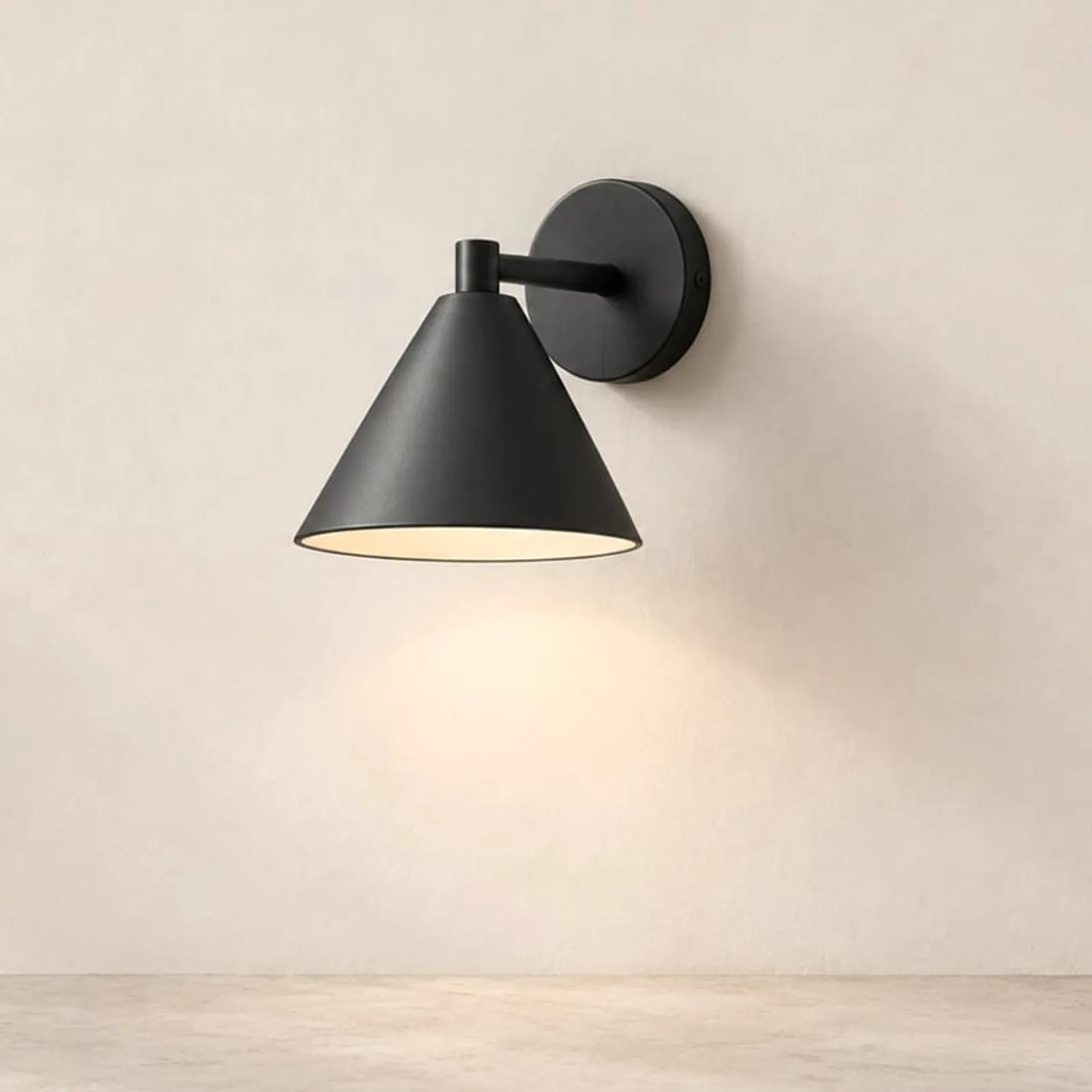 Vägglampa Lönn Kol - bild 1