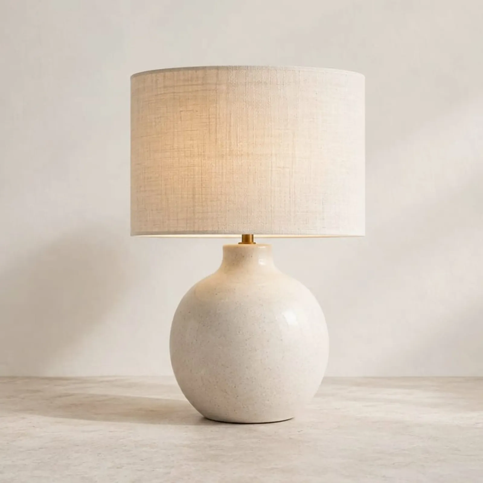 Bordslampa Alm Kritvit III - bild 1