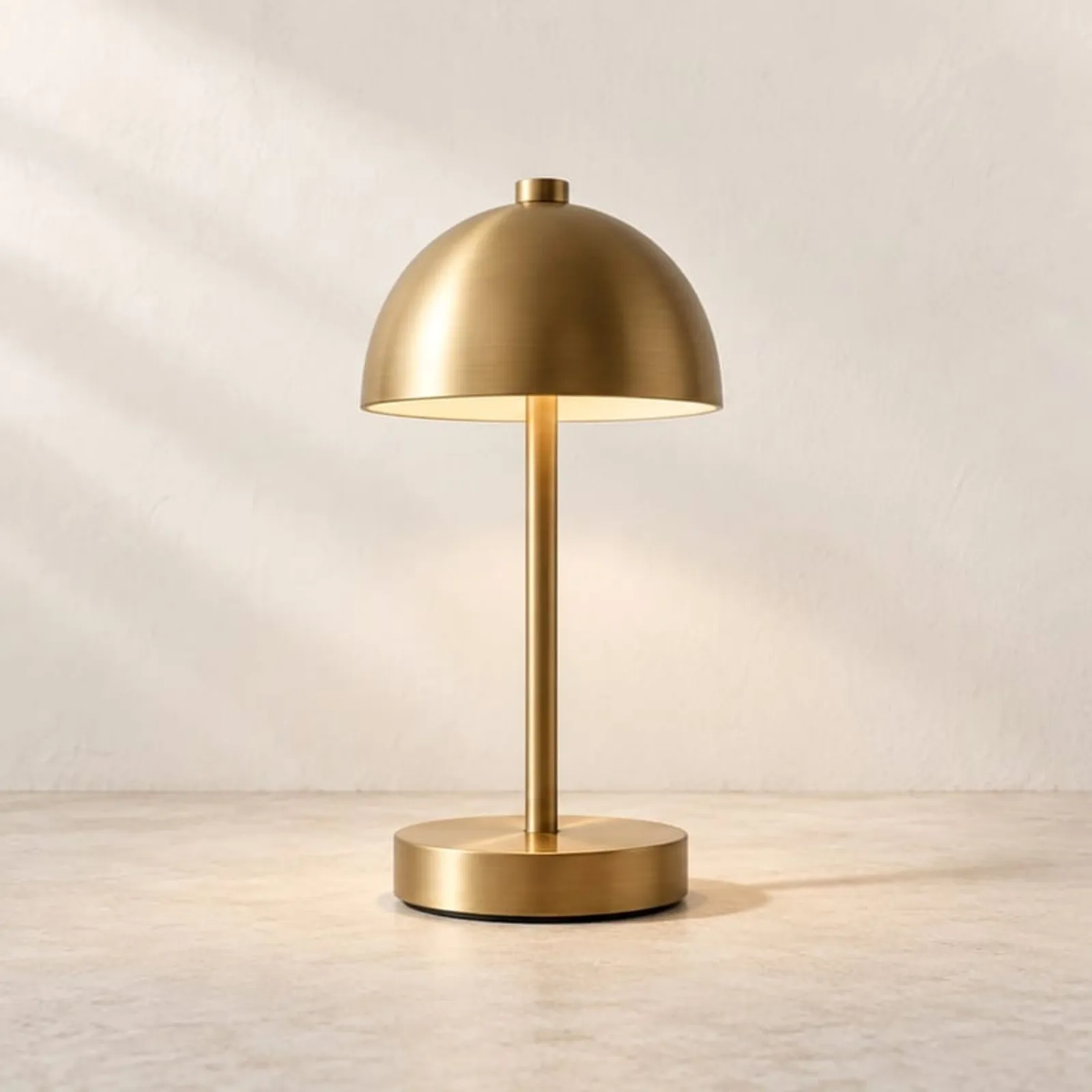 Bordslampa Kulle Ockra III - bild 1