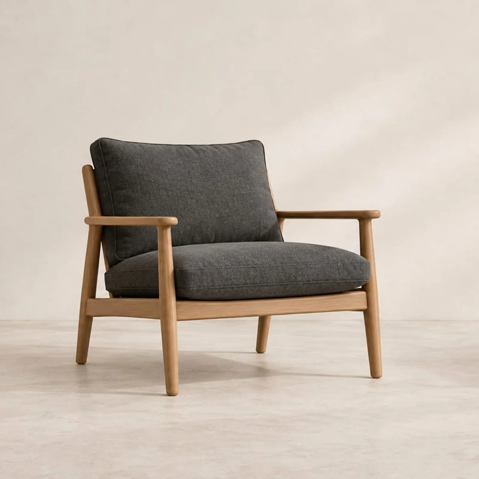 Fauteuil Tall en laine - image 1