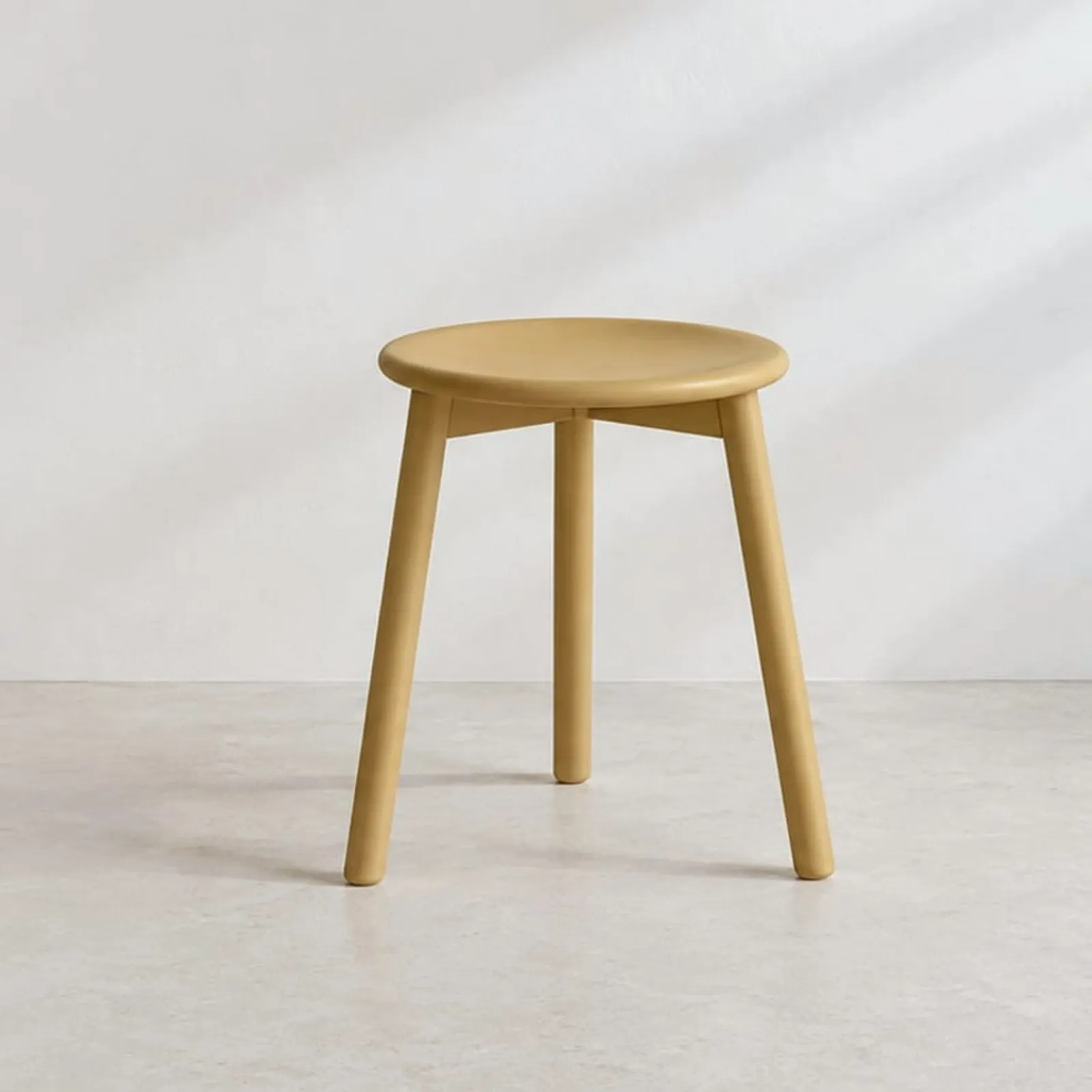 Tabouret Myr en bouleau - image 1