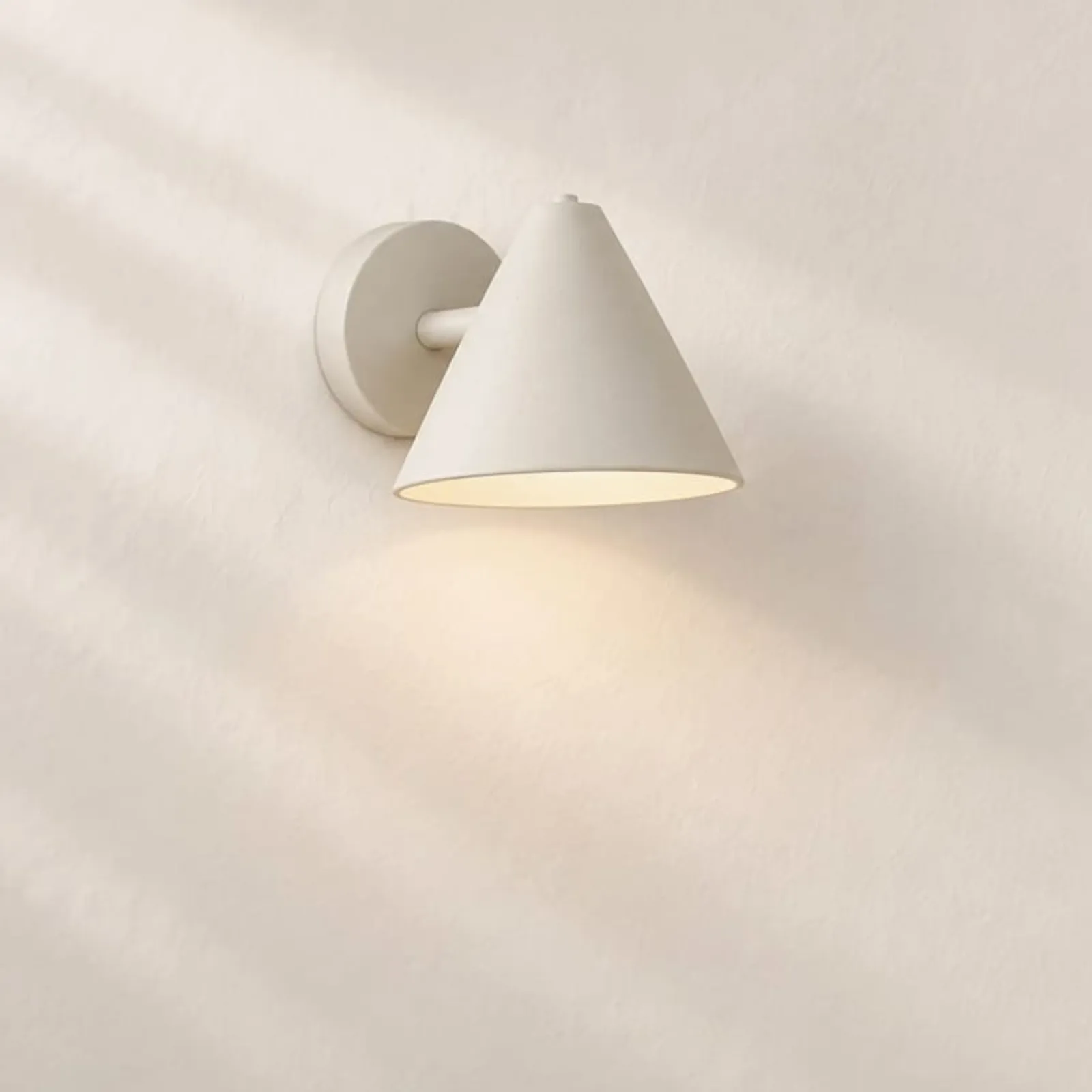 Vägglampa Lind Keramik - bild 1