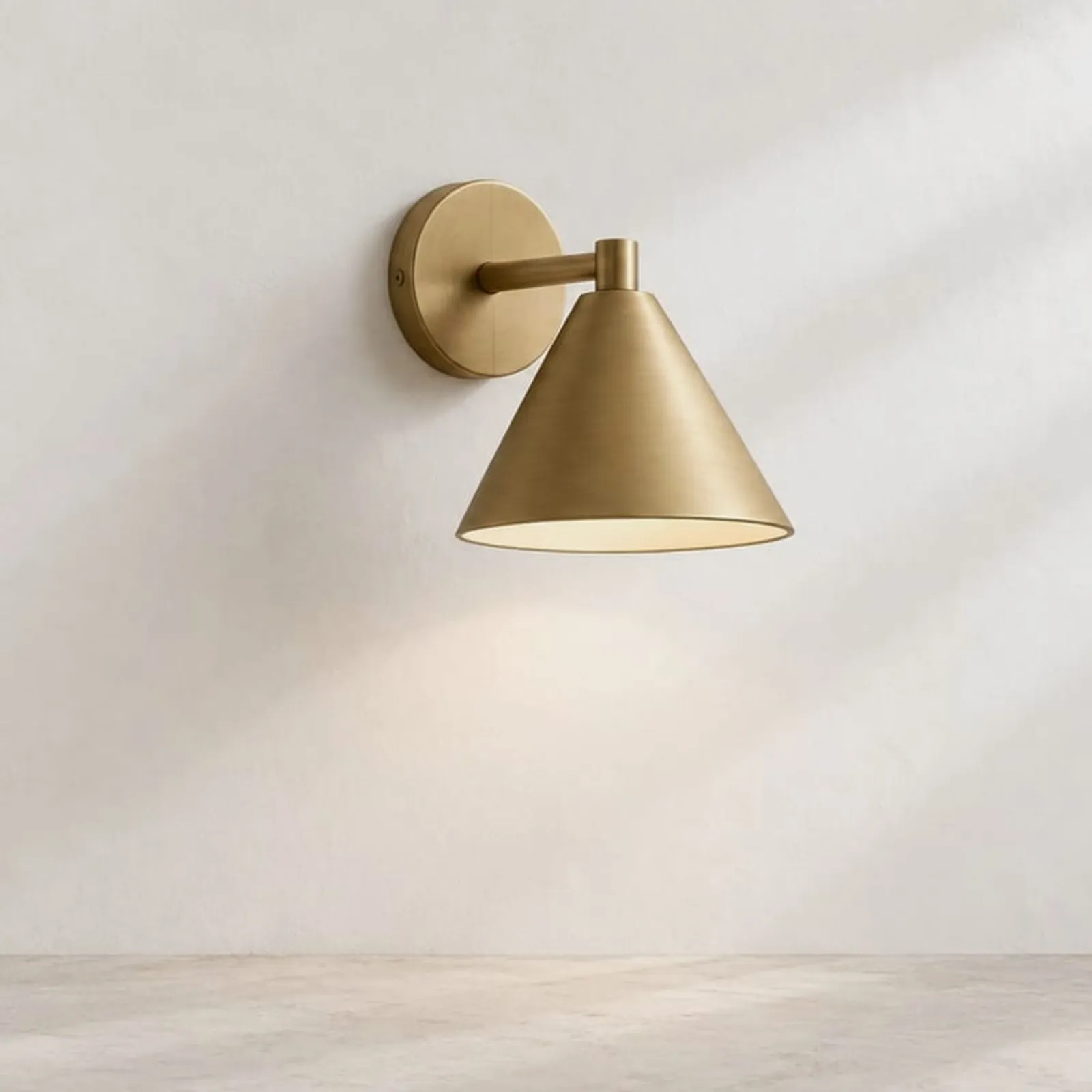 Vägglampa Ull Mässing - bild 1