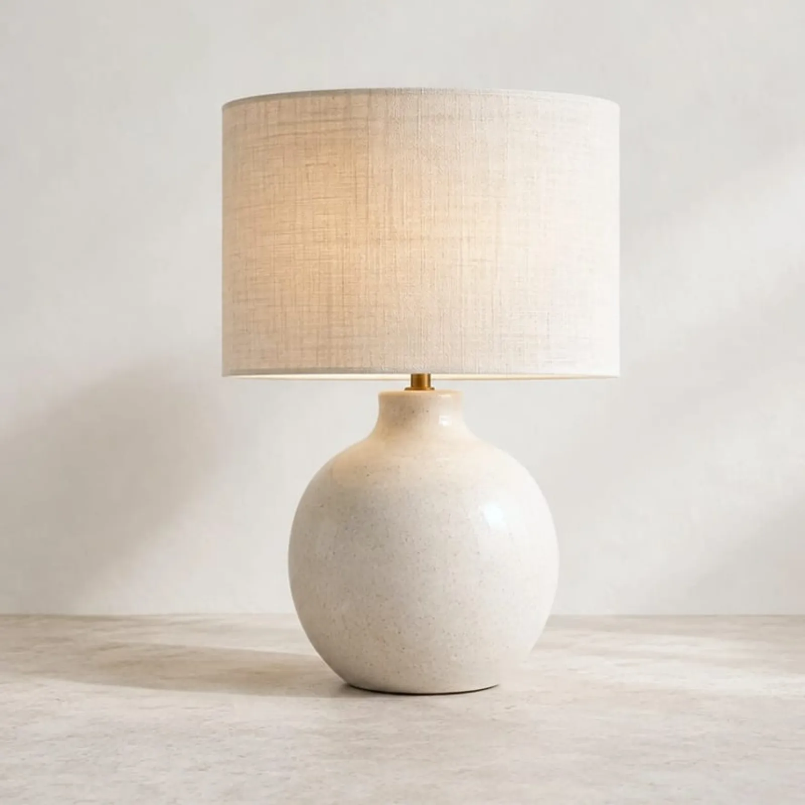 Bordslampa Alm Kritvit - bild 1