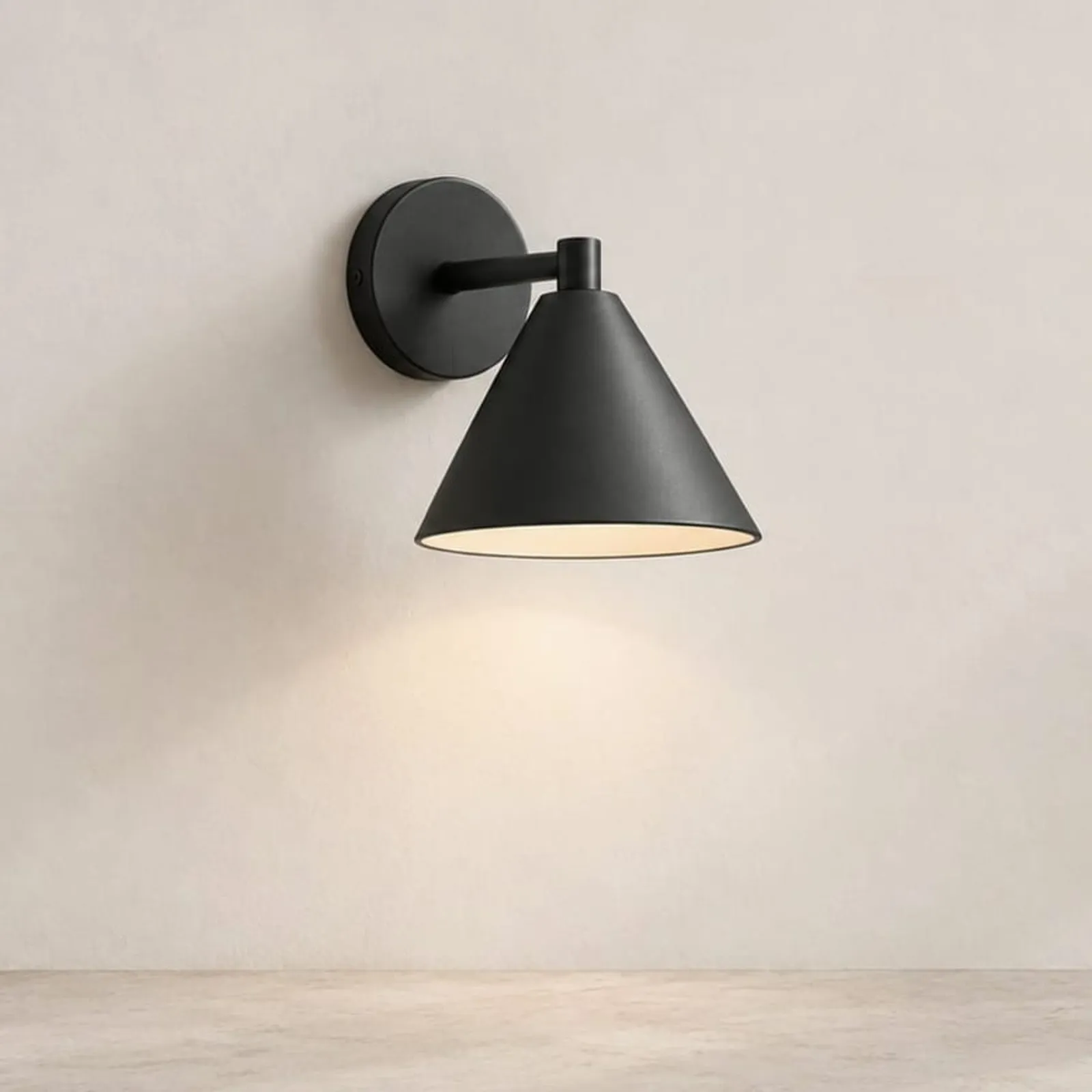 Vägglampa Korn Kol II - bild 1