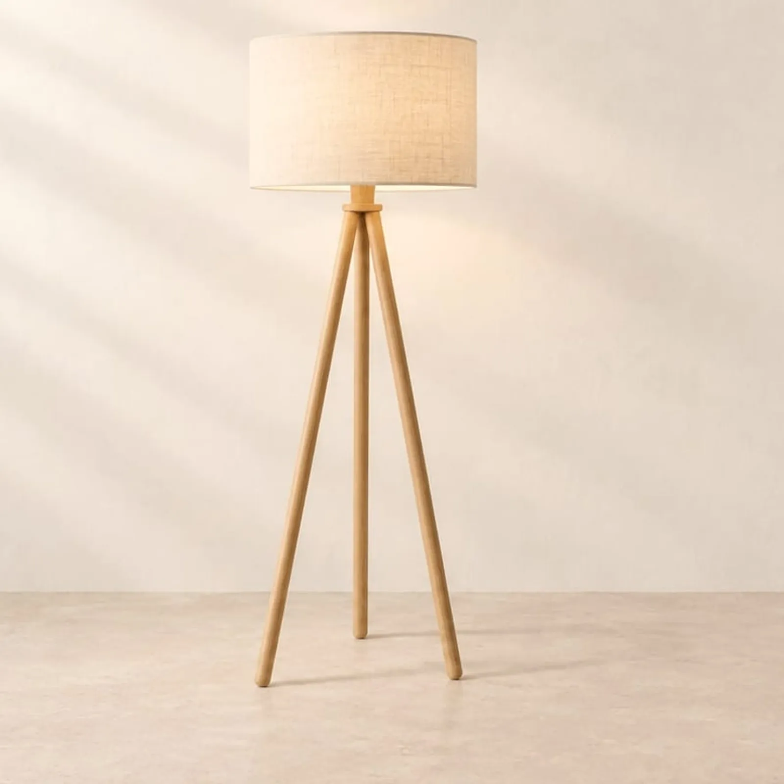Golvlampa Gran Natur - bild 1