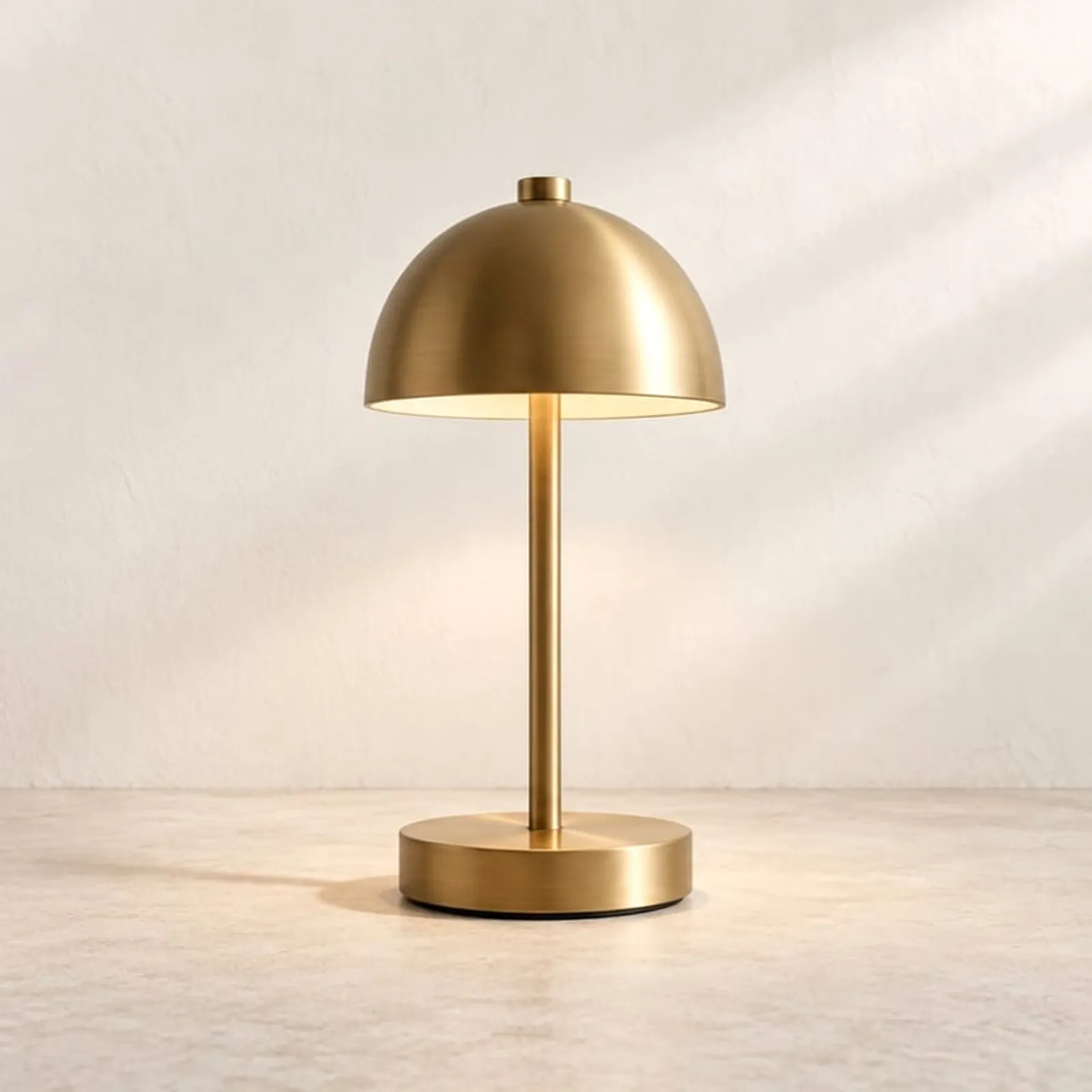 Bordslampa Lin Mässing - bild 1