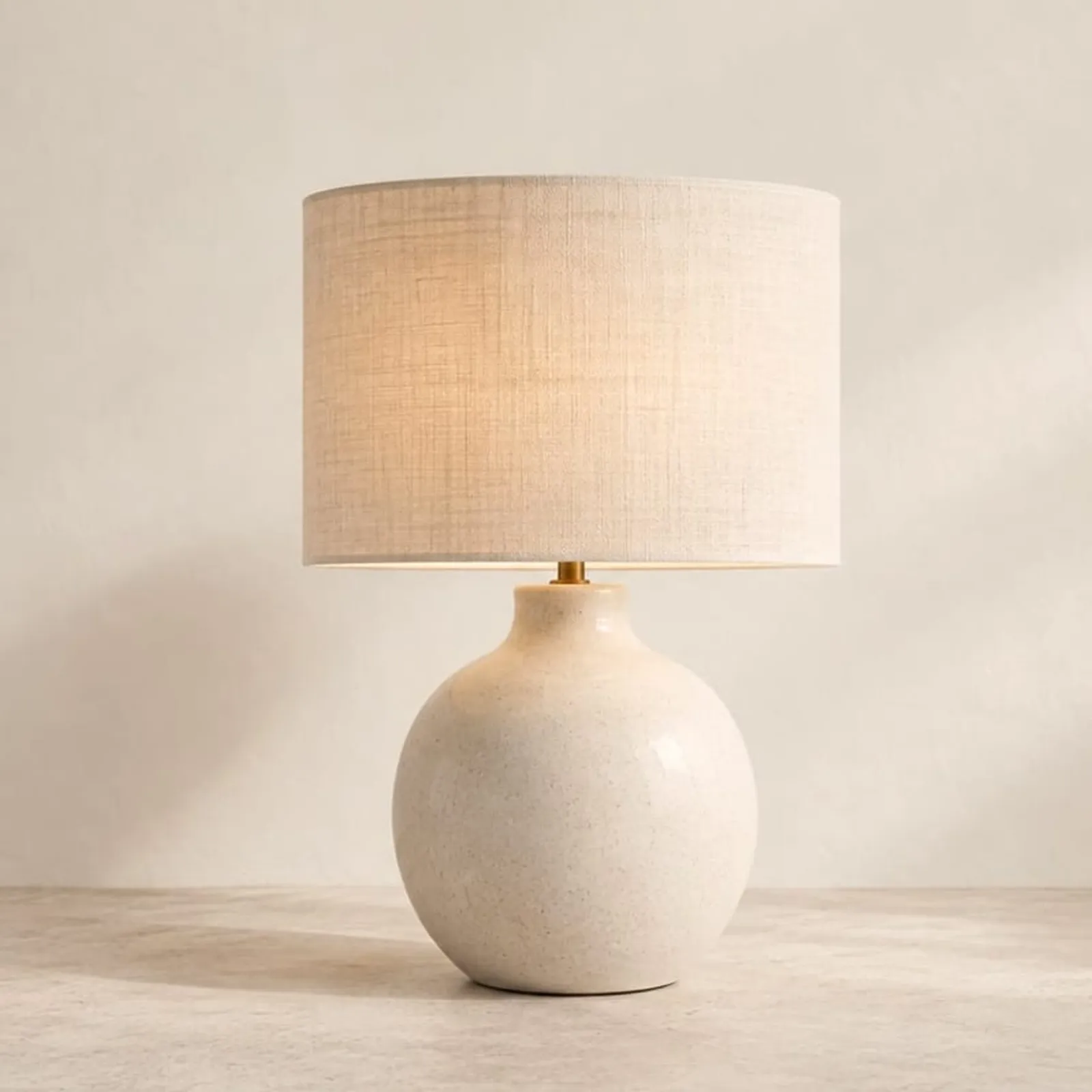 Bordslampa Hedern Kritvit - bild 1