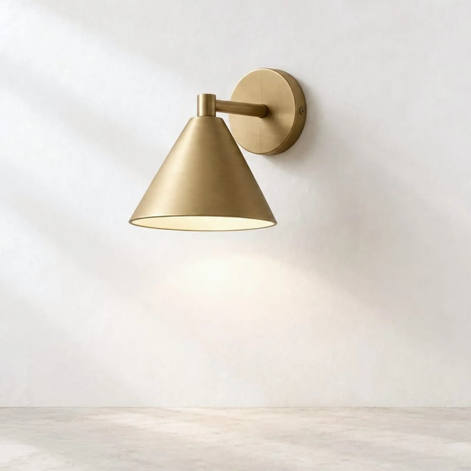 Vägglampa Råg Mässing - bild 1